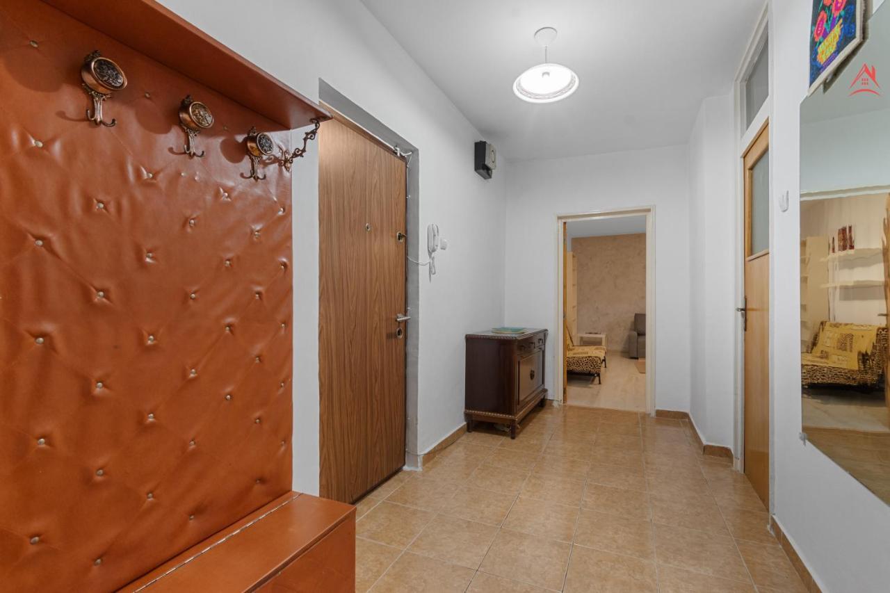 بوخارست Dristor Large And Cozy Apartment المظهر الخارجي الصورة